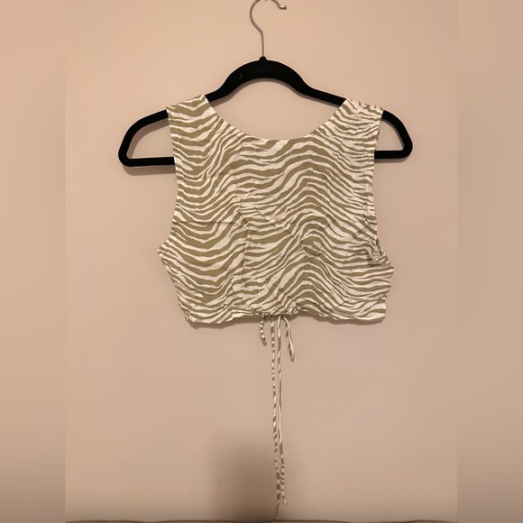 Motel Rocks Crop top in Tonal Zebra - Picture 3 of 3